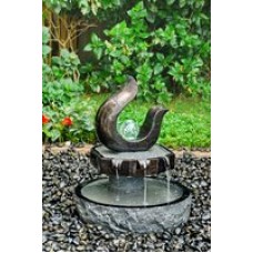 Fountain Fiona. Formaat: 60x60x75
